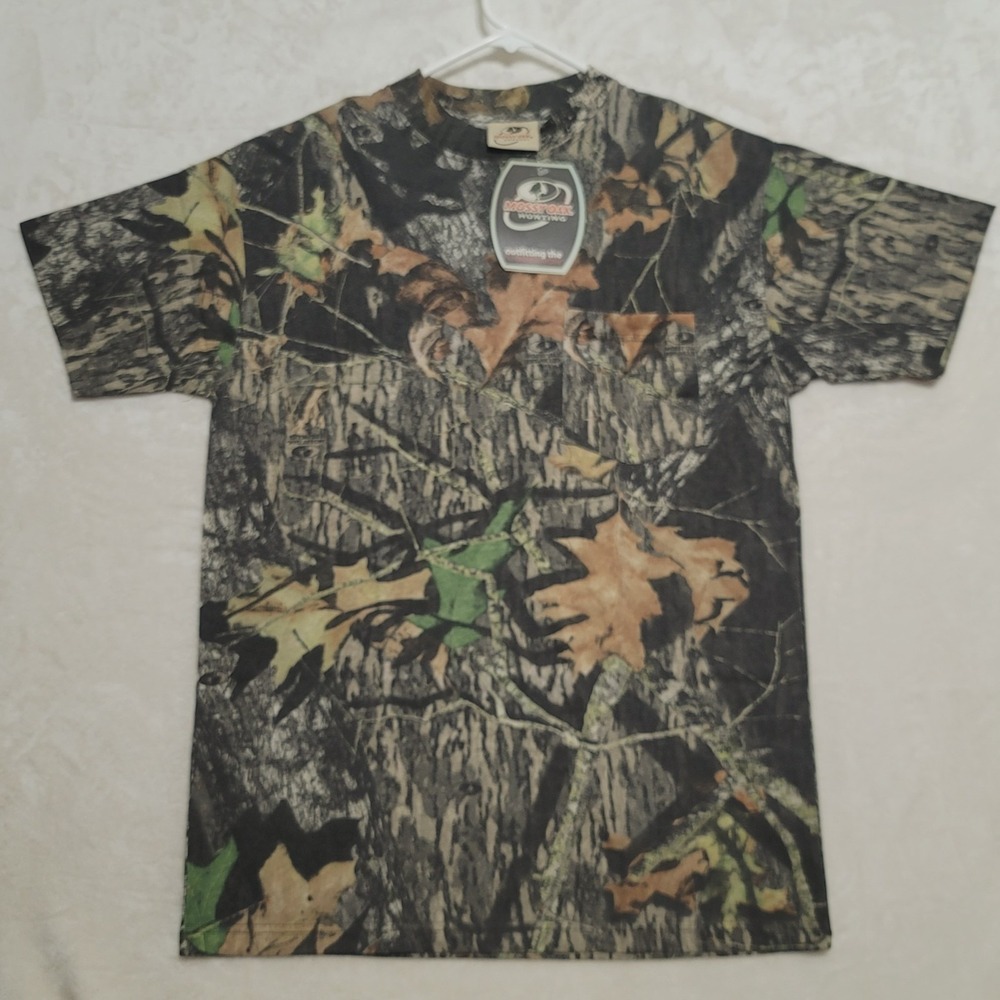 Camo T Shirt Mens Size M Medium Mossy Oak Camouflage Hunting Short Sleeve